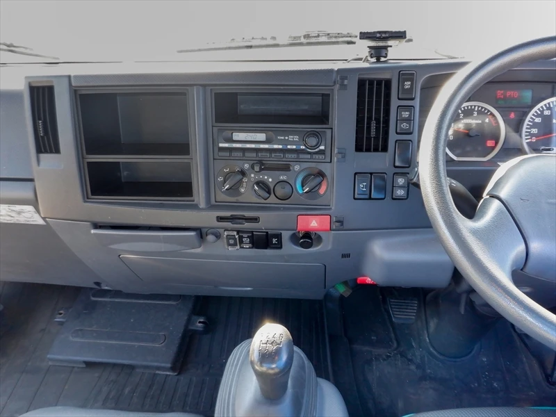 Used Japan ISUZU ELF Good Condition Loader Truck