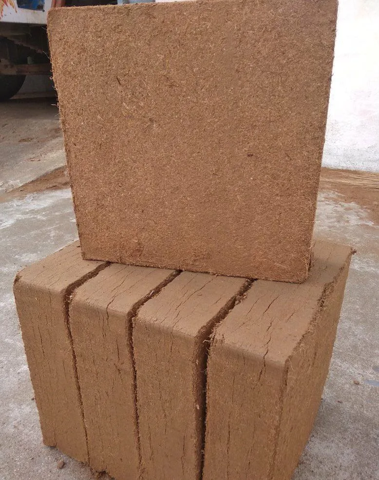 High Quality Coconut Coir Peat Cocopeat From Coconut Husk Best Soil Coco Peat Block Export From Indonesia