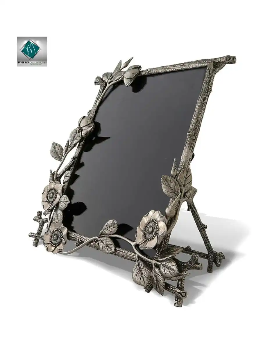 Customized high quality metal picture photo frame Classic designer metal photo frame with antique finish rose theme