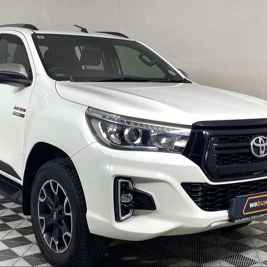 Довольно подержанные автомобили 2020 2,8 Toy-ot-a - Hilux