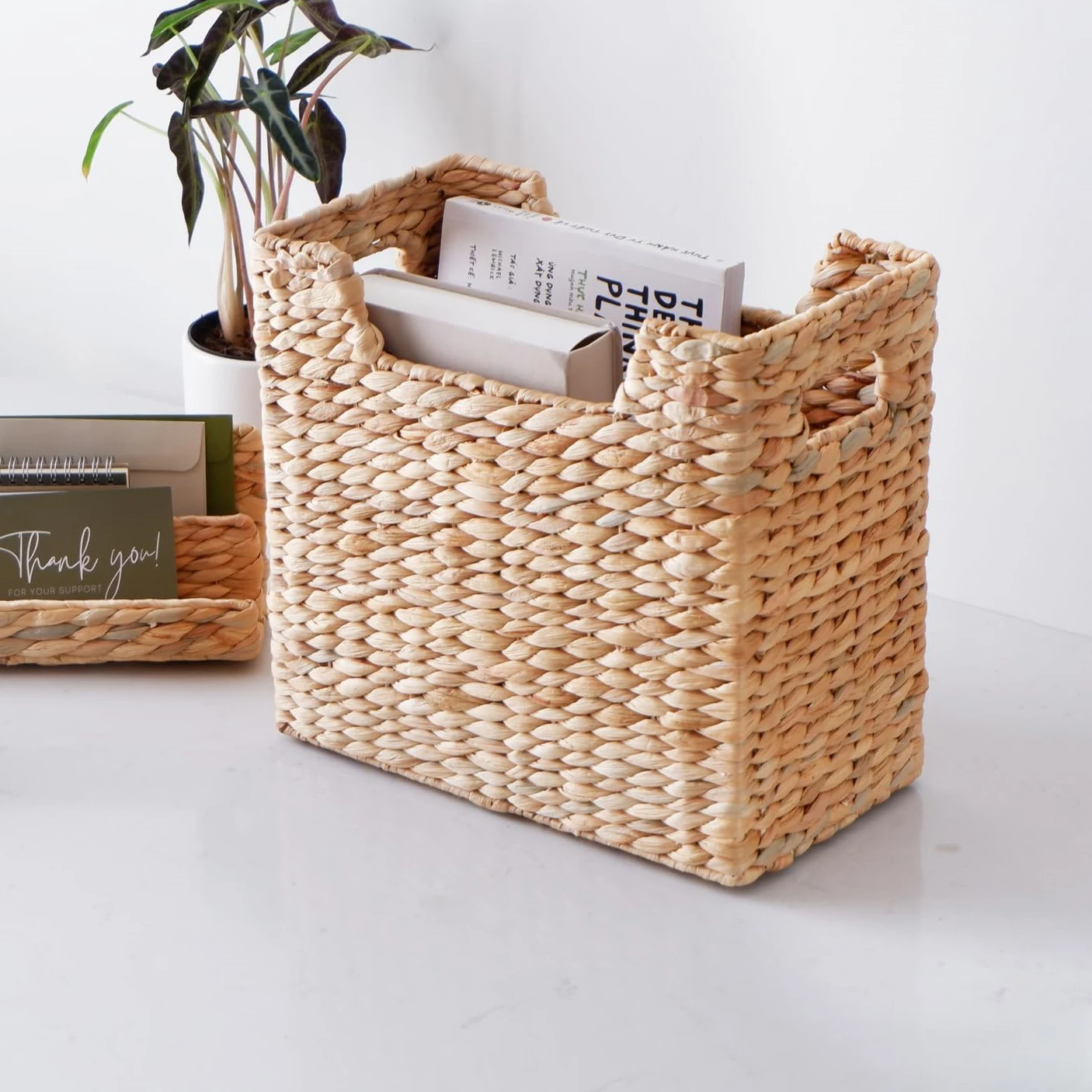 Newspaper holder magazine storage basket water hyacinth stand racks for brochures and magazines in living room