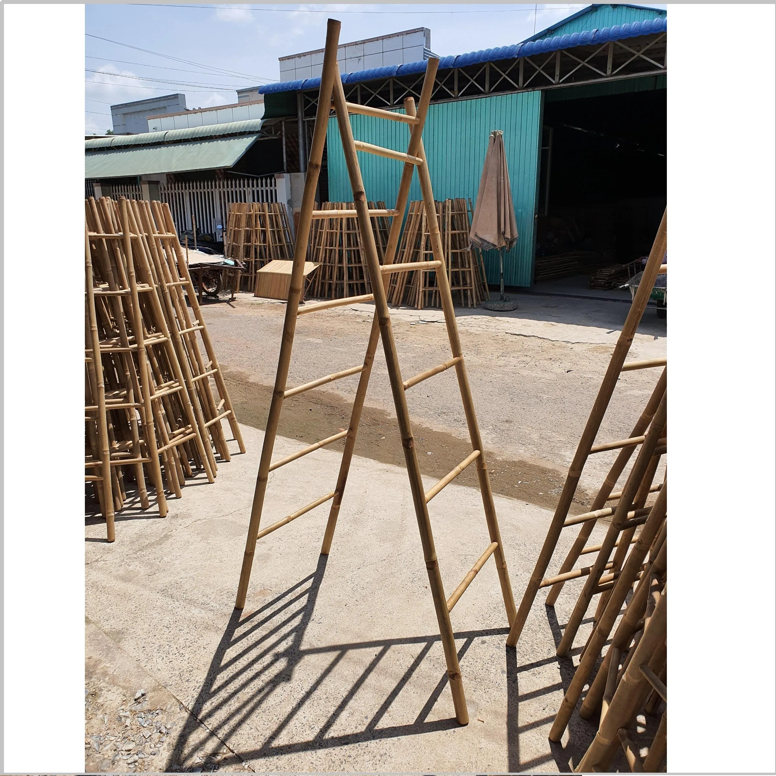 Hot Items Bamboo Ladder Blanket and Towel Rack Ladder Bamboo for Home Decor Bathroom Furniture and Garden Use in Vietnam