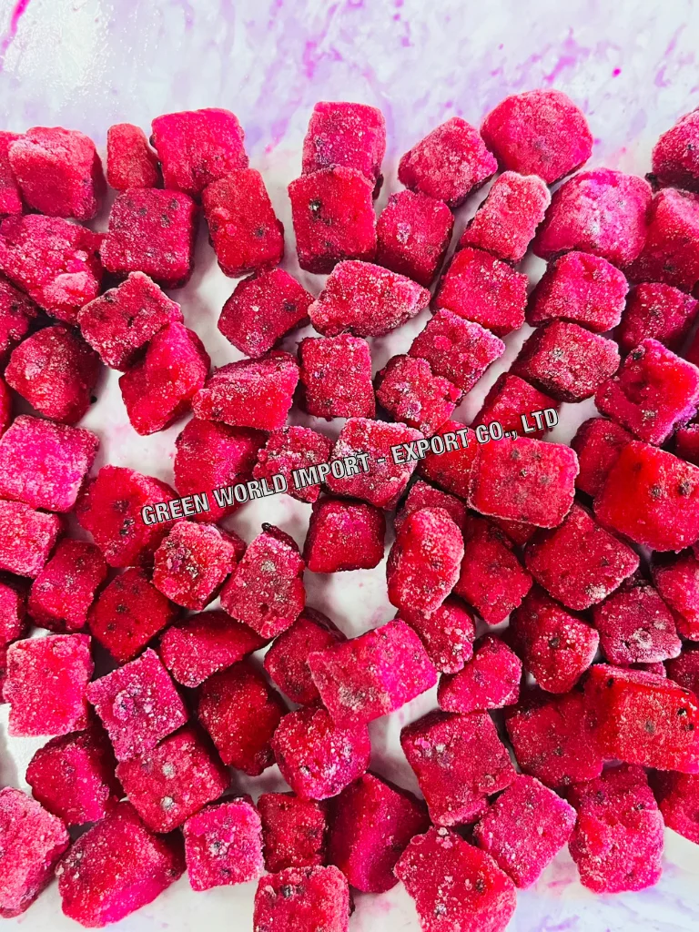 DELICIOUS FROZEN DRAGON FRUIT FROM 100% FRESH DRAGON FRUIT - HIGH QUALITY FROZEN PITAYA FROM VIETNAM - SLIMMING AND HEALTHY