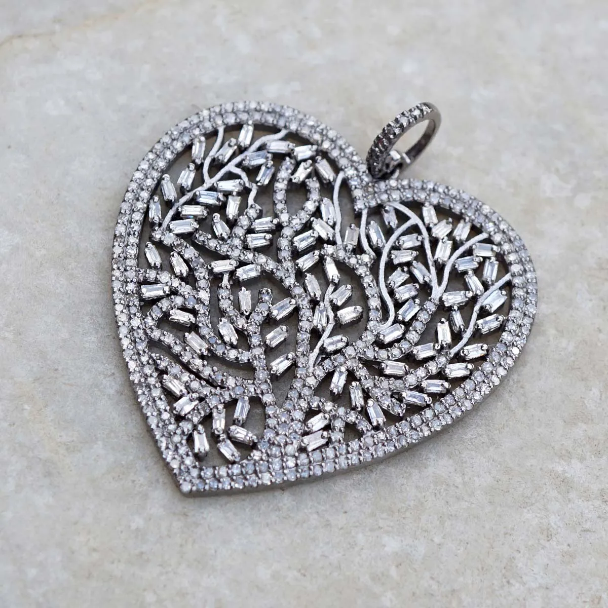 925 Sterling Silver Most Beautiful Tree Of Life Baguette Pave Diamond Luxury Heart Pendant