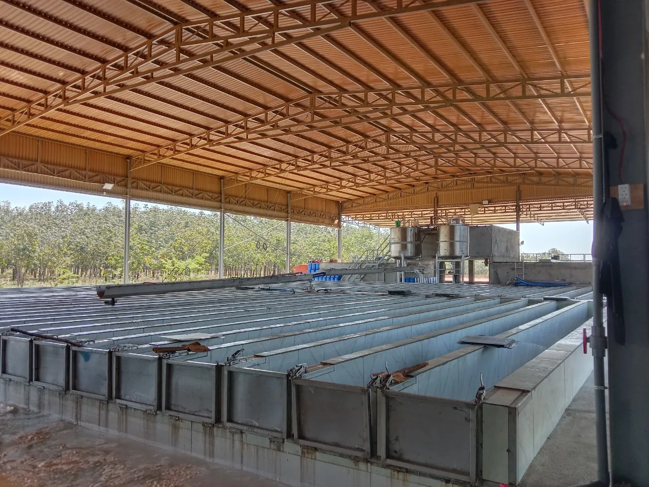 natural rubber material for tire cao su latex sheet silicon products and the large rubber or plastic factory smoked