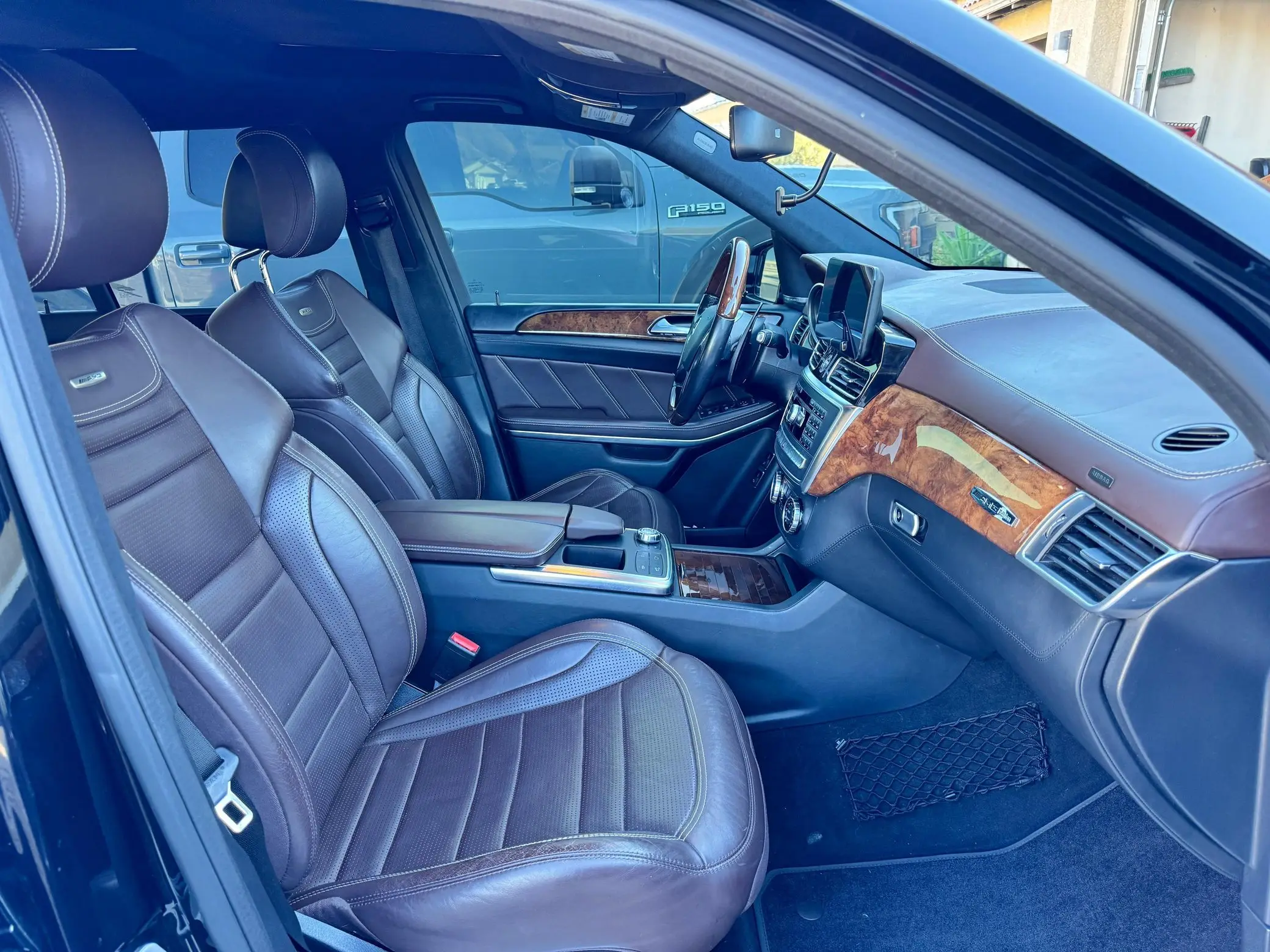 2015 MercedesBenz GL63 AMG 550 hp Twin Turbo V8, AWD, Designo Auburn Brown Interior, California Owned