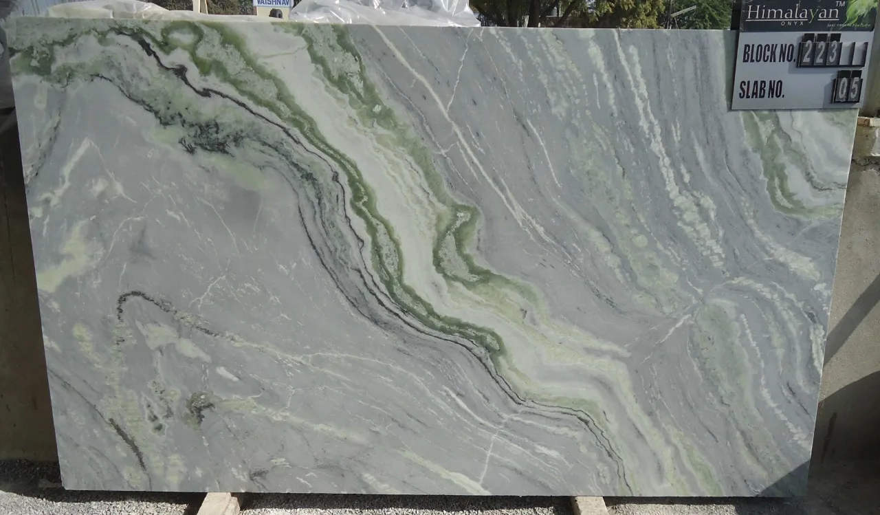 HIMALAYAN ONYX