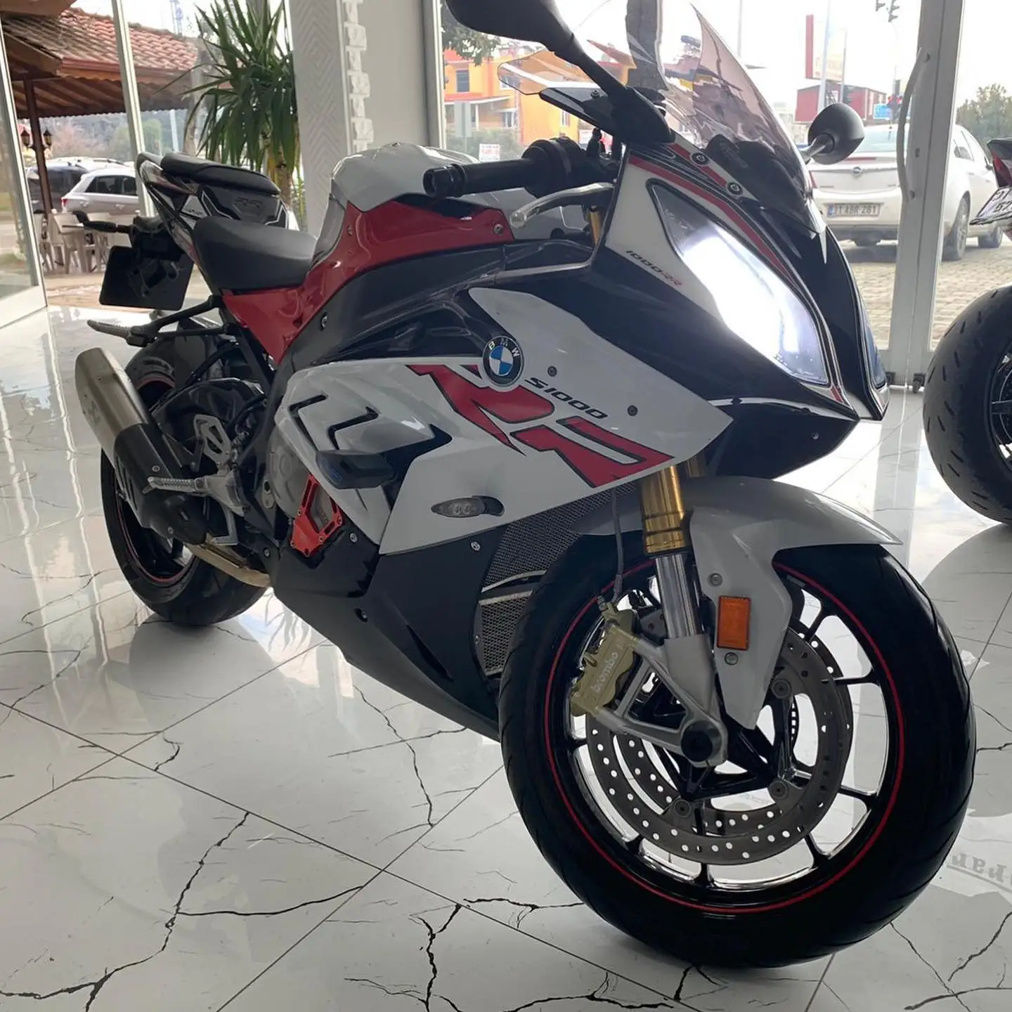 Factory supplier  Original Custom Second hand fairly used B.M.W S 1000 R Predecessor Motorcycles for sale