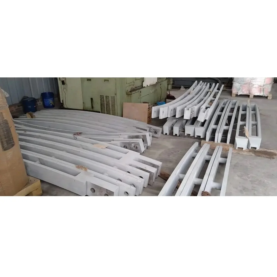 Customized Size Industrial Carbon Steel Flat Pipe Fittings Flange for Joining Pipe Lines