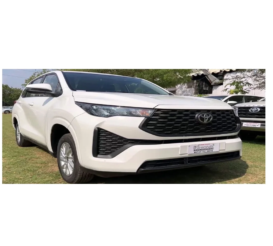 Toyota Innova Hycross есть в продаже отличное качество надежный автомобиль с низким пробегом