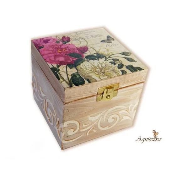 Wooden Box Unique Luxury Wood Gift  Storage Box Eco friendly Handmade With Square Shape Excellent Quality & Finishing box