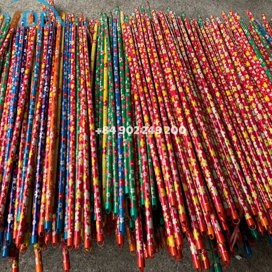 Wholesale balai brosse escoba wooden brooms manufacturers handle broom stick plastic broom