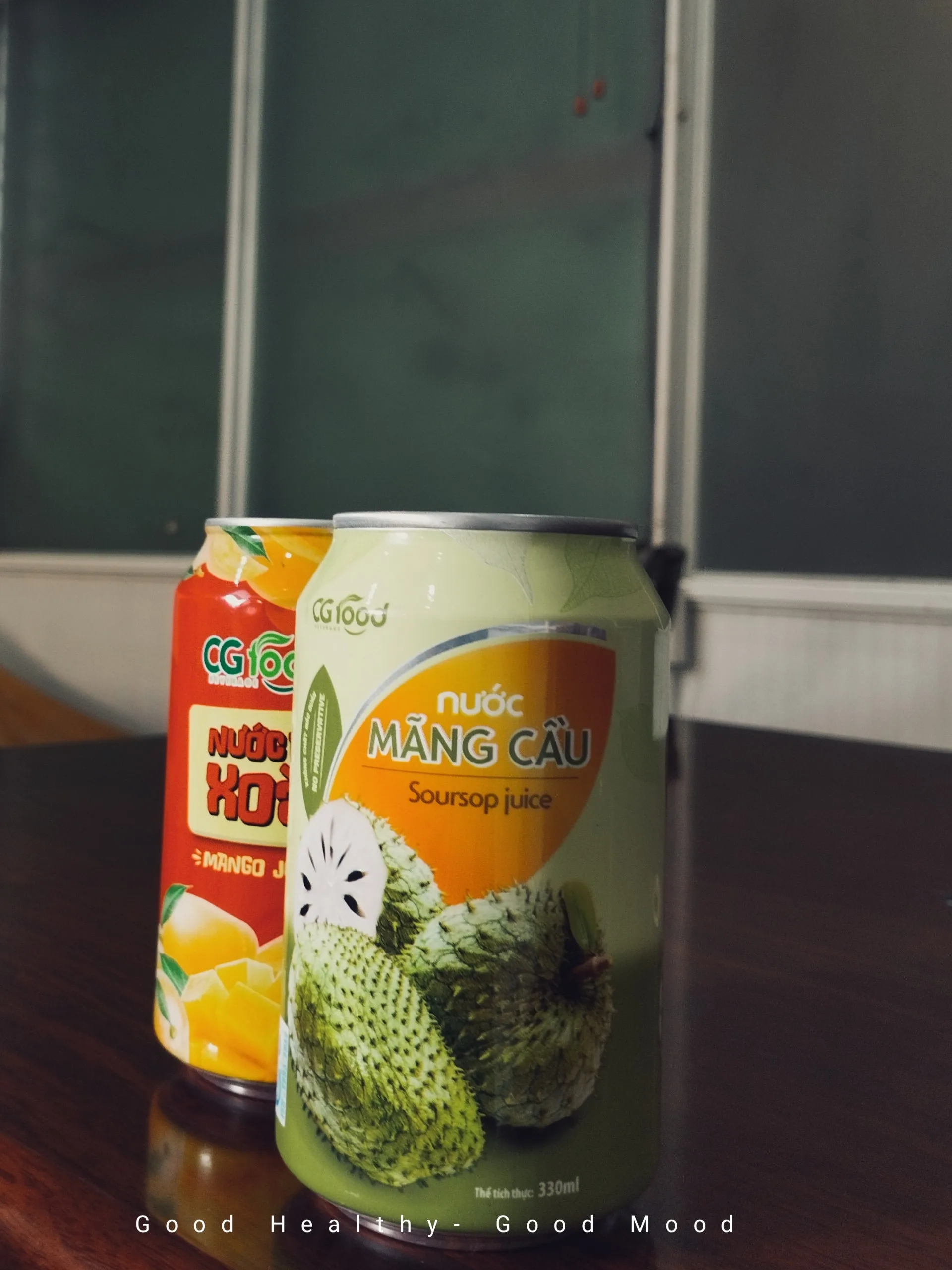 Natural Soursop juice Wholesale in 330ml Aluminum can Best Soursop flavor