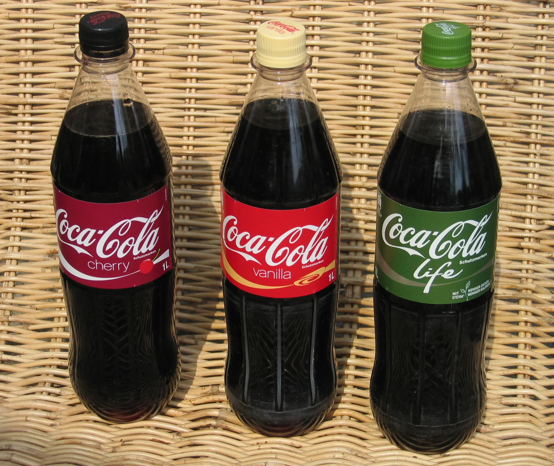 Бутылка для безалкогольных напитков Coca Cola 330 л 250 мл