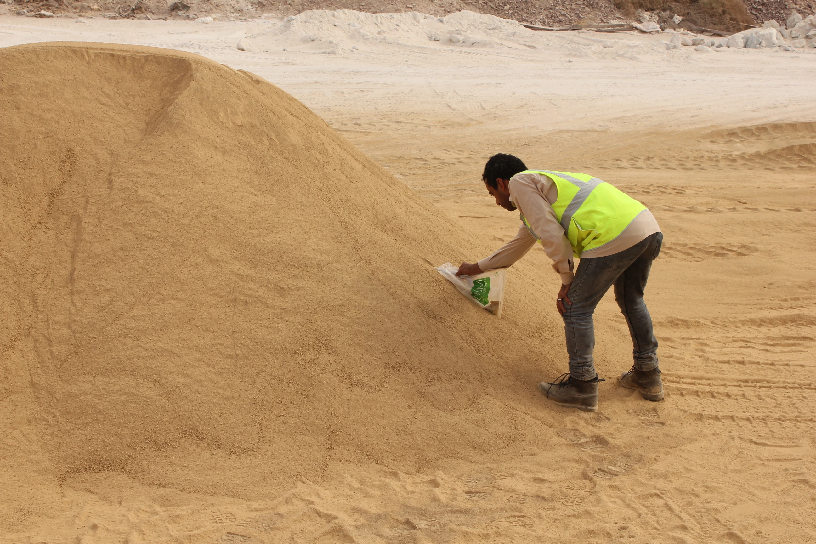 Phosphate Rock (P2O5  26% Min )