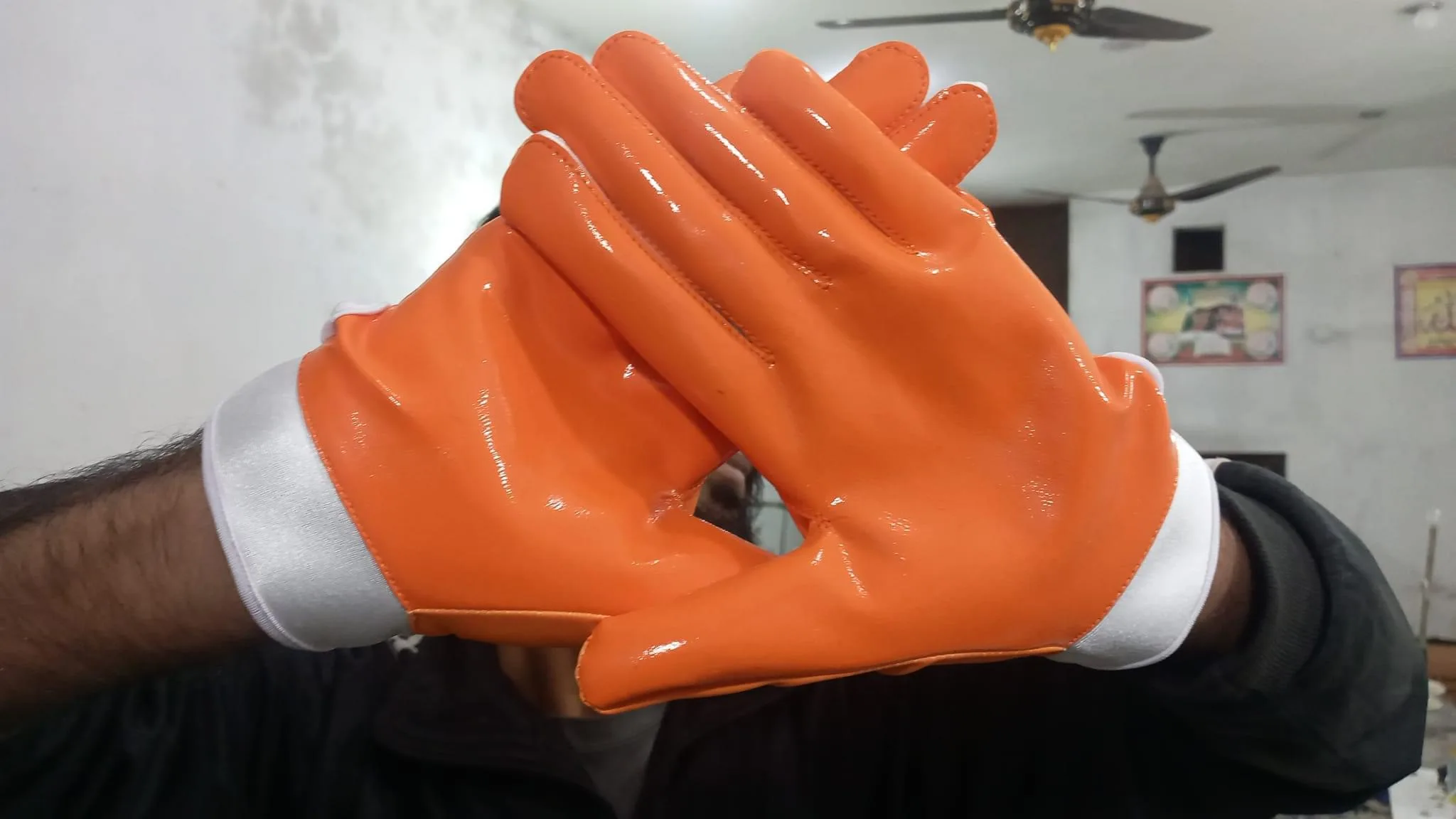 American football gloves Manufacturer Pakistan Silicone Palm Football Receiver Gloves Custom Ultra-Stick Sports Youth and Adult