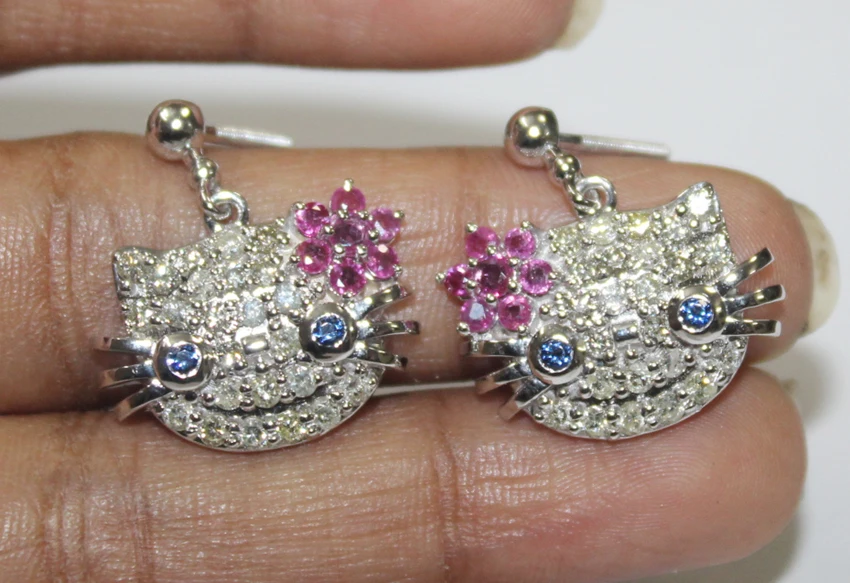 Premium Quality Fine Jewelry Earring with 1.41 ctw Diamond White Gold Ruby Sapphire Hello Kitty Earring for Export Sale