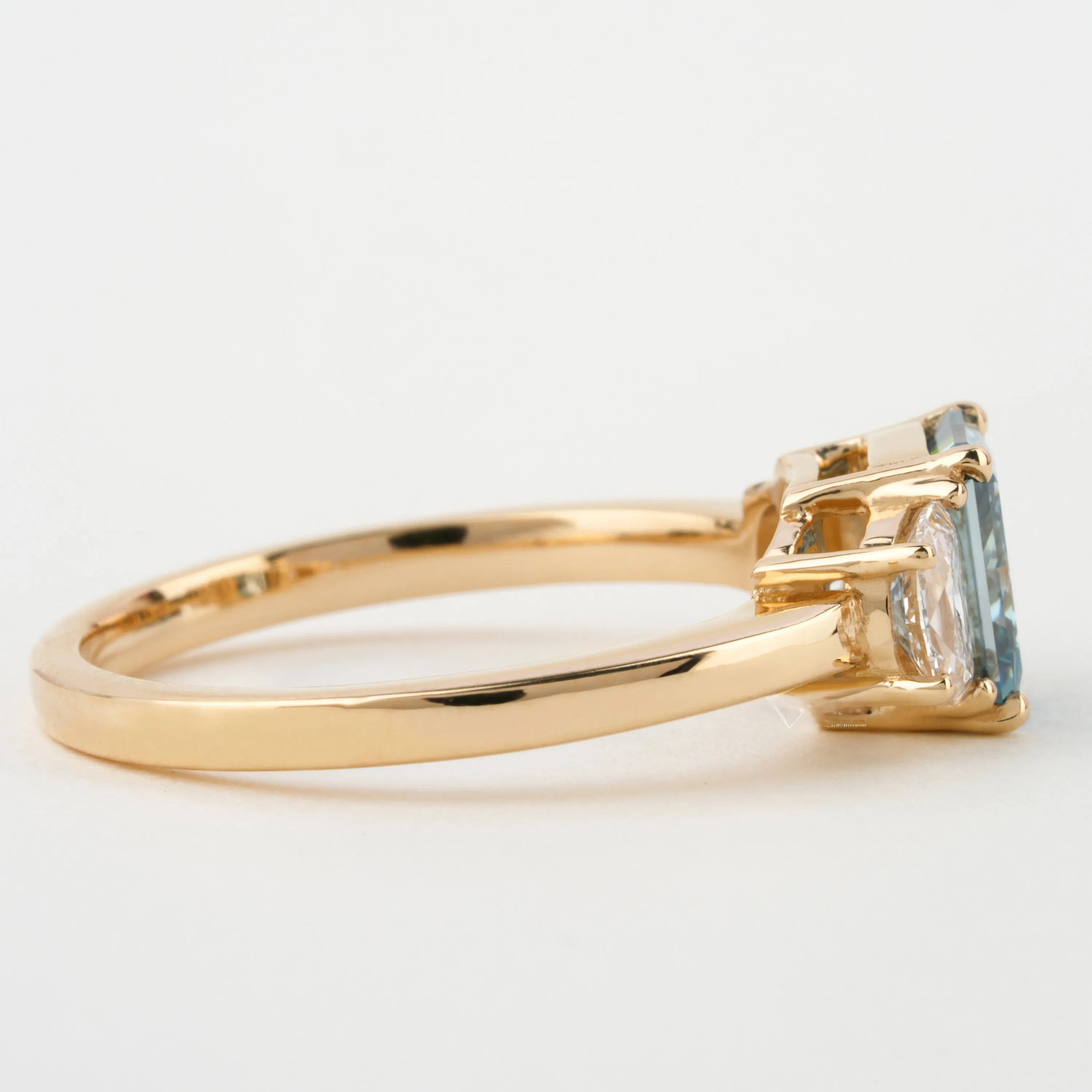 Luxury Blue 4.5ctw 8*10 Radiant Cut Moissanite Diamond  Engagement Ring Half Moon Side Stone Vintage  Jewelry With Original Box