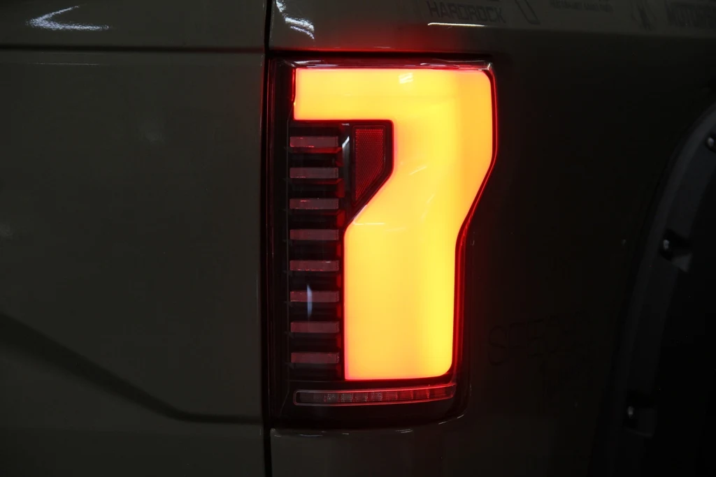 High Quality Sequential Signal  Breathing light effect Black Lens smoke white Light Bar LED Taillights for Ford F150 15-20