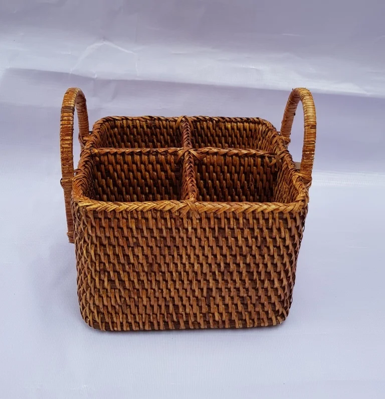 Amazon top seller 2022 rattan bottles holder with handle for wholesale kitchen storage made in Vietnam