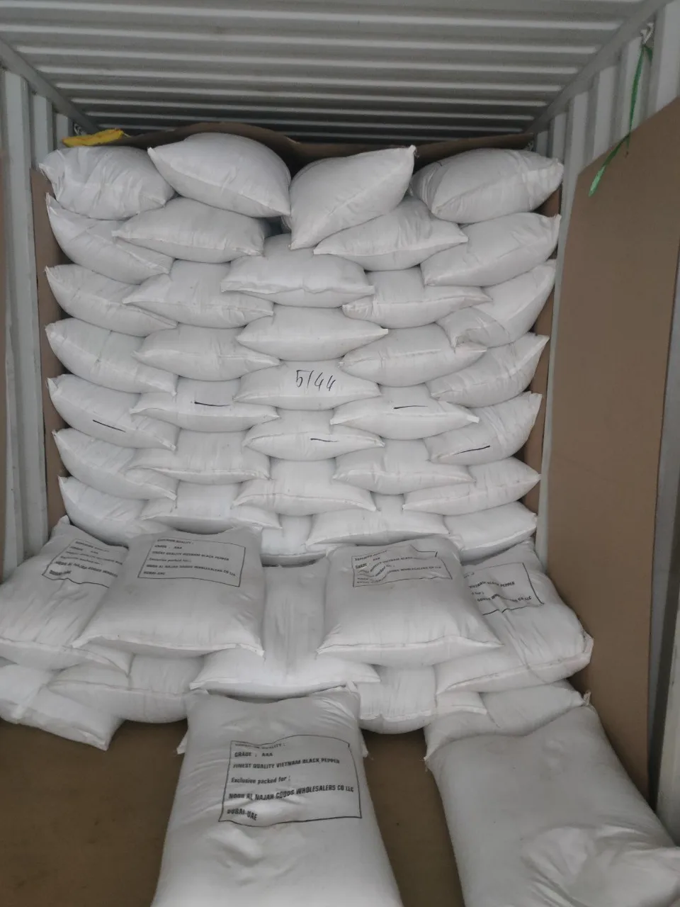 Разумные цены порошок свежего черного перца с сушеным стилем для приготовления пищи экспортерами 84869981238
