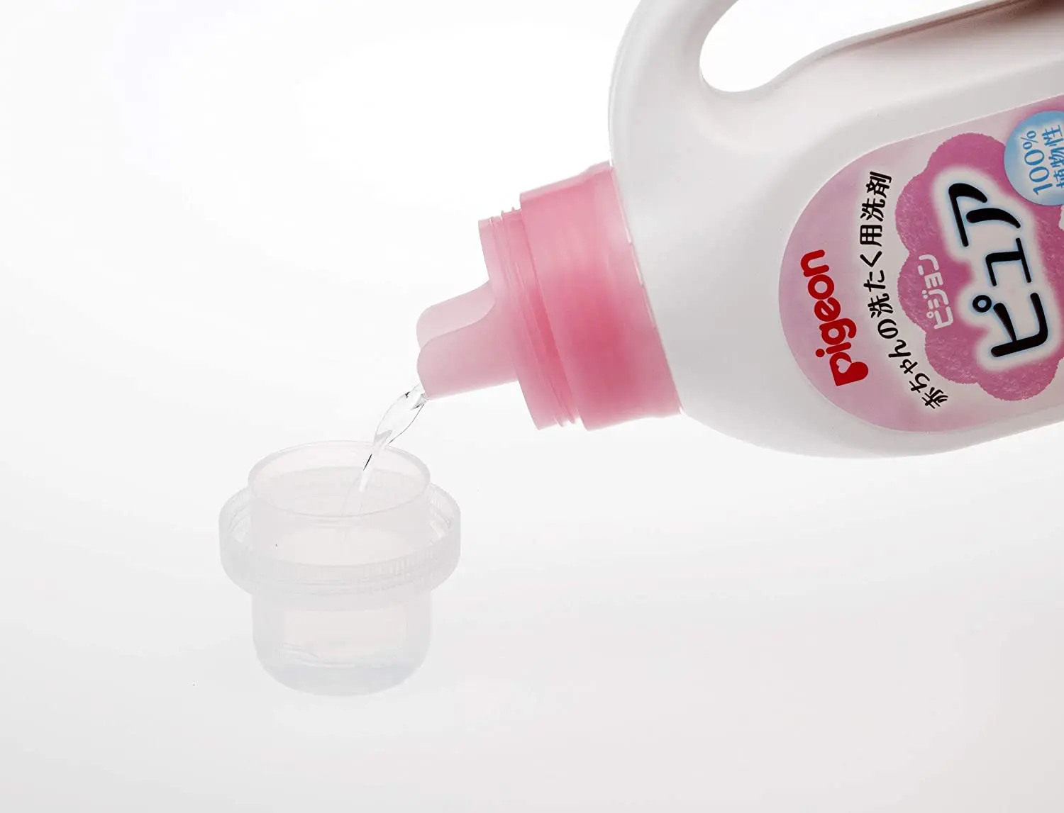 Pigeon High Quality Best seller Baby Clothes Laundry Detergent Easy Cleaning Japan made Cleanser Detergent 800ml