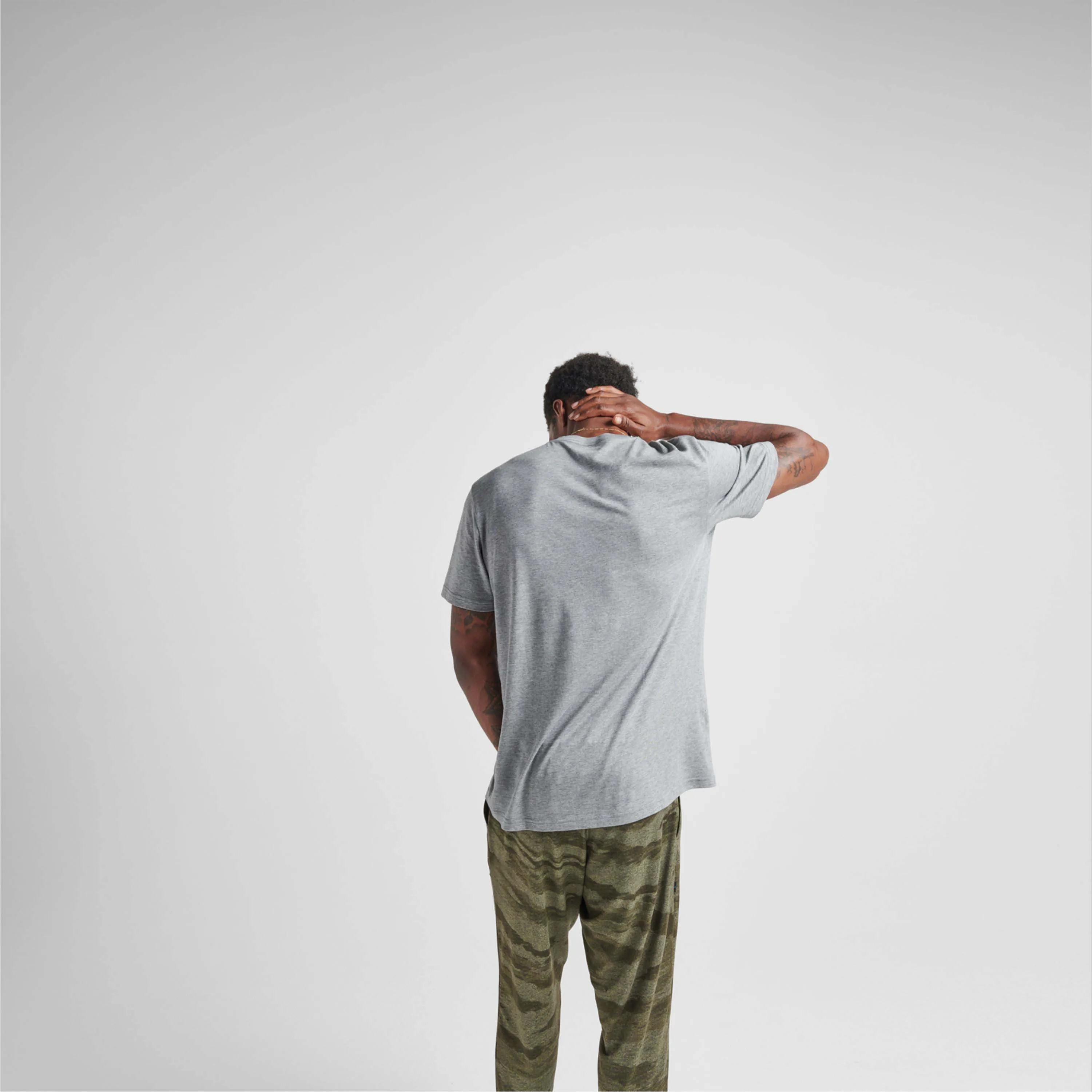 Regular Fit Ribbed o-neck 100% Cotton Single Jersey Short Sleeves Night Indigo Men Essentials T-Shirts