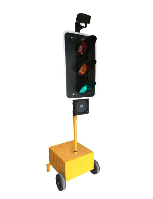 New Zealand Standard MPB 3200/3400/4000 LED Portable Traffic Lights Radar Detection 30w Solar Panel 20AH Lithium Battery