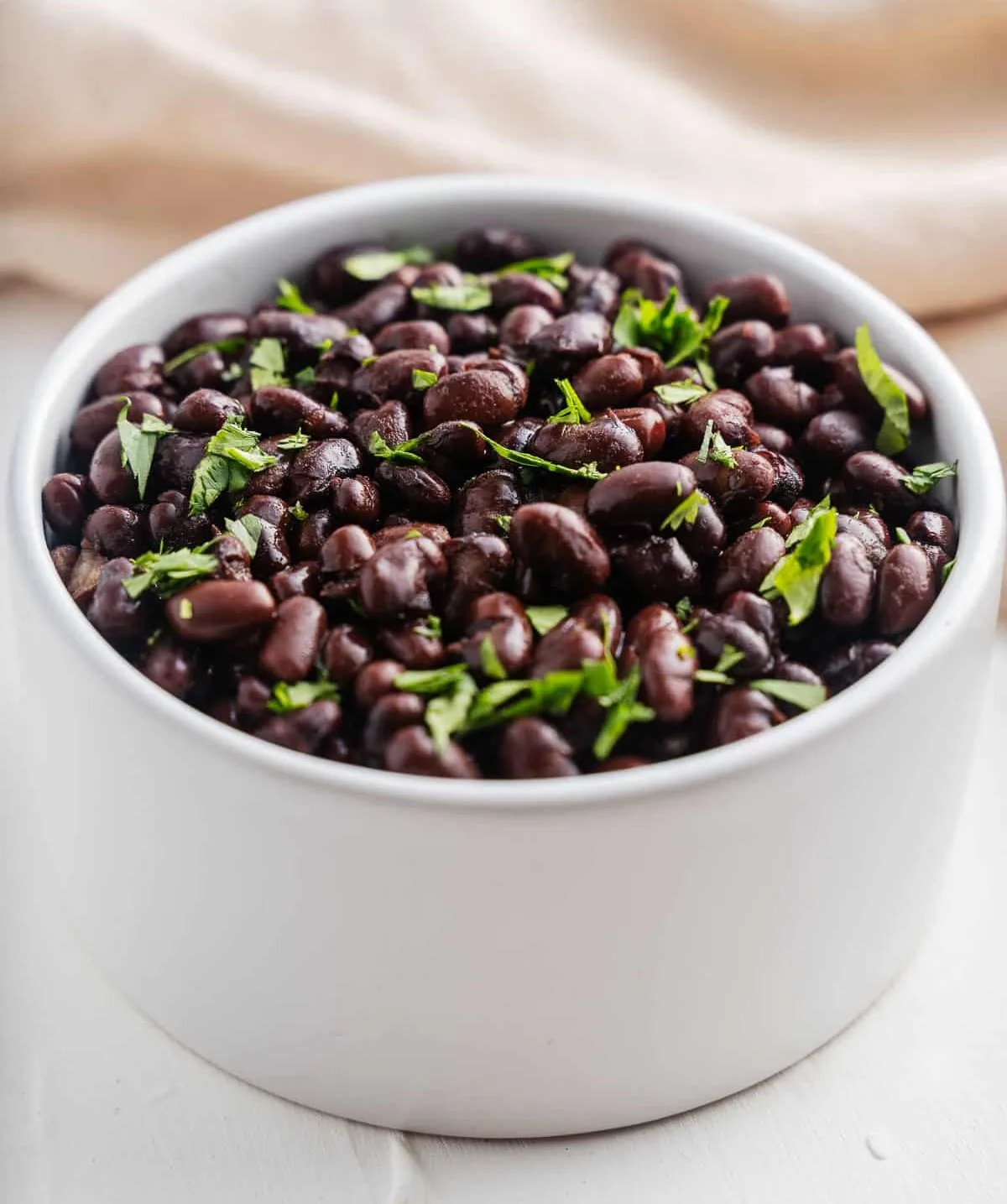 MADE IN ITALY FOOD HIGH QUALITY LEGUMES  IDEAL FOR SALAD DRIED BLACK BEANS IN BIG BAG