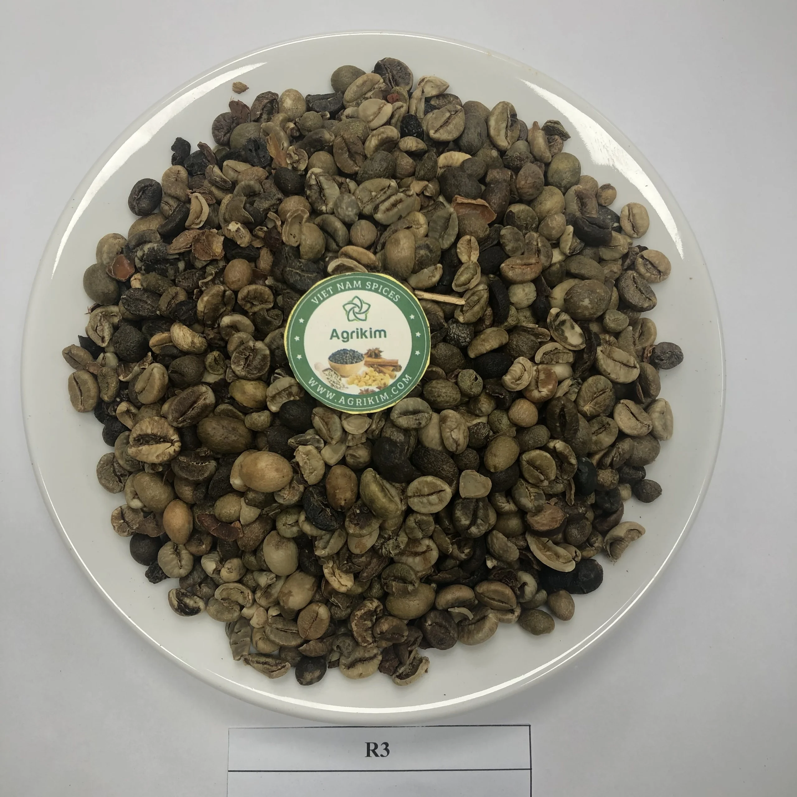 Вьетнамский экспорт кофейные зерна Robusta зеленые с джутовым мешком цельноцветные + 84326055616
