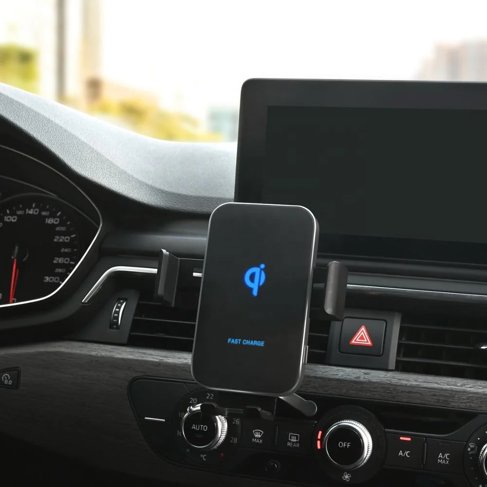 OEM ODM WPC member factory c22 10W Fast qi phone car holder with wireless car mount phone charger for iphone samsung fold Z