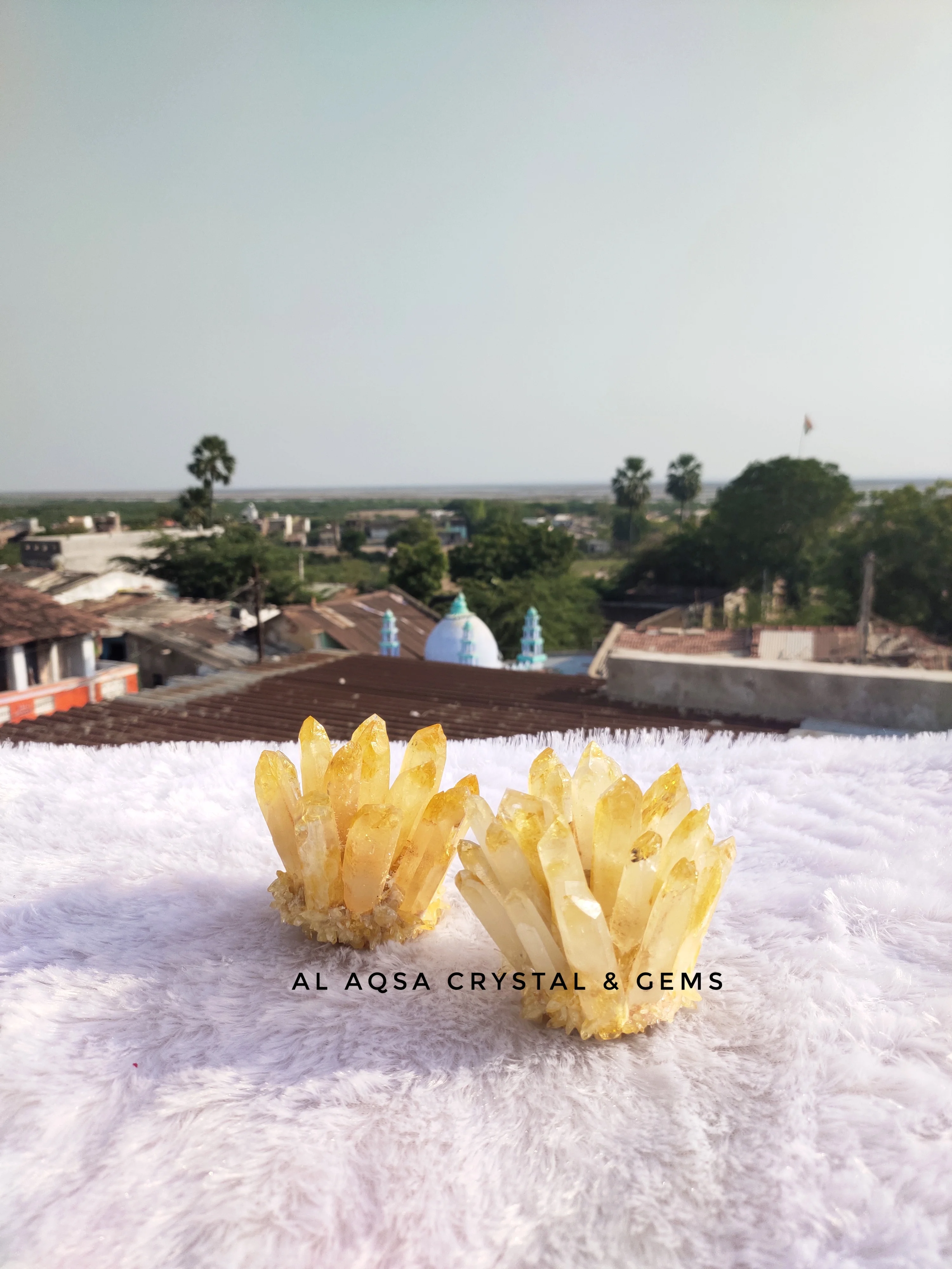 Beautiful natural citrine point clusters from depth of the sea for healing therapy or home/table/office decoration