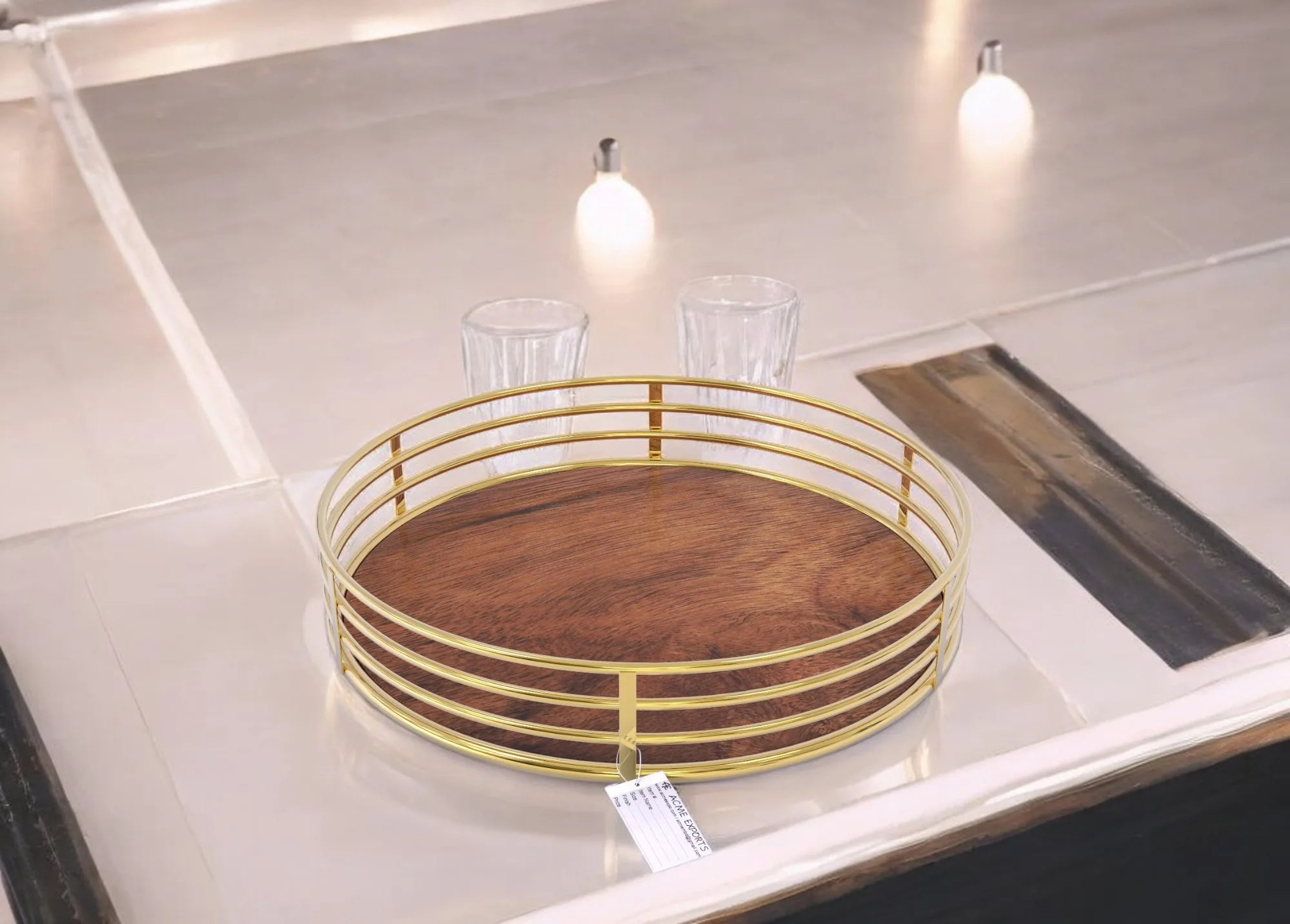 Natural Wooden Plate Base With Stainless Steel Gold Shiny Polished Tray For Serving Round Shape Serving Tray With Custom Size