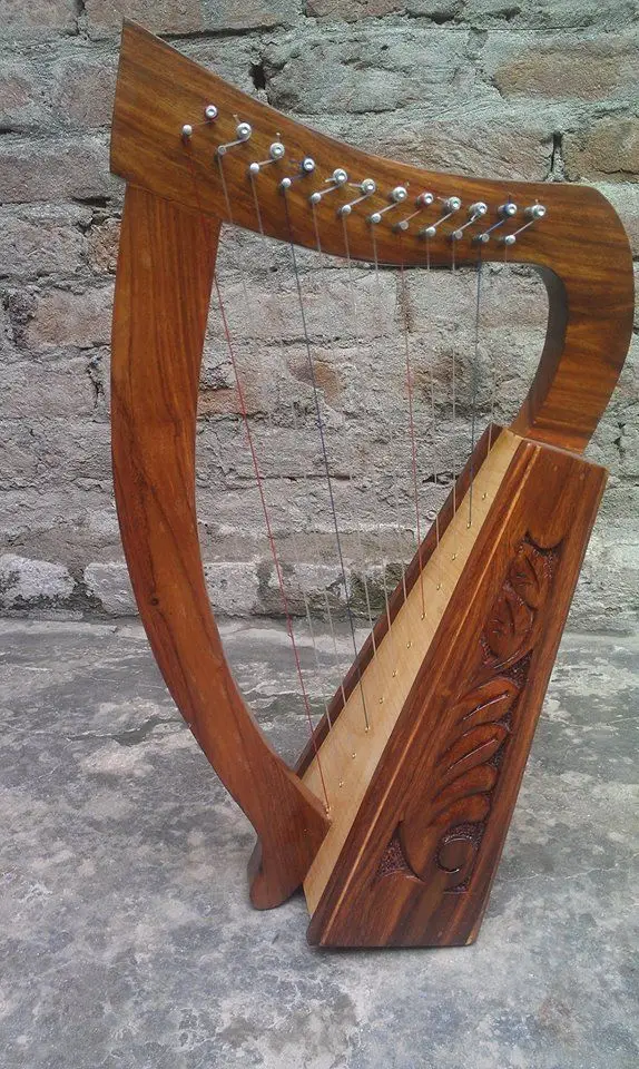 12 STRINGS IRISH HARP Irish Engraved Harp RosewoodTrinity & Boru Harp