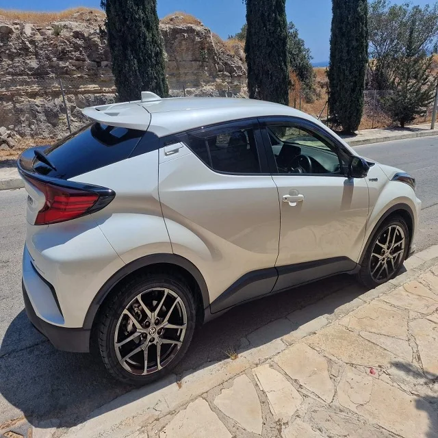 Оптовая продажа Toyota CHR подержанные автомобили оптовые продажи доступны в наличии быстрая доставка