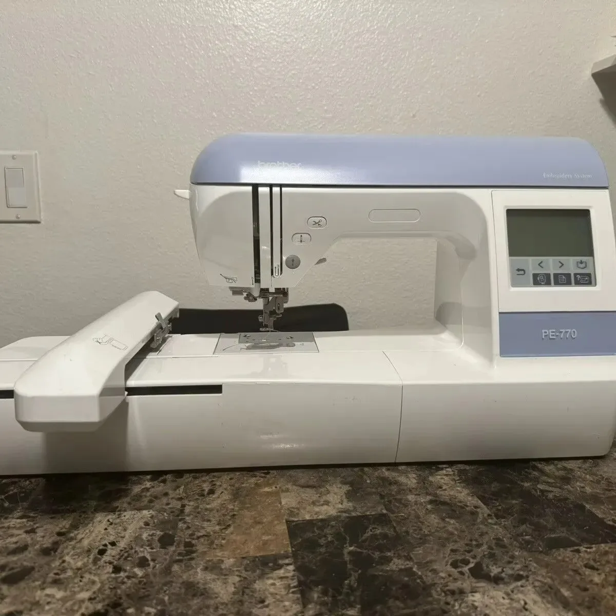 HOT SALES AUTHENTIC Brother PE770 Computerized Embroidery Machine