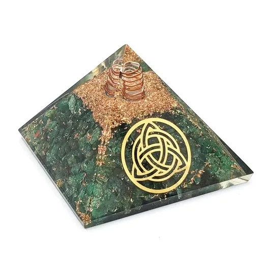 Best Selling Natural Crystals Chips Green Aventurine Orgone Pyramid Wholesale Healing Gemstone Orgonite Pyramid Energy For Sale
