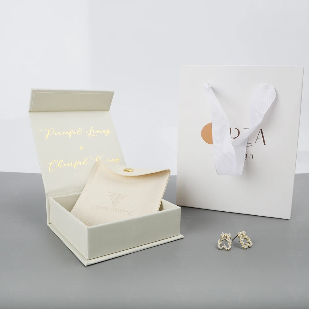 Personalized Eco Friendly Jewellery Set Boxes Paper Cardboard Jewel Necklace Ring Packaging Book Shape Magnetic Jewelry Box