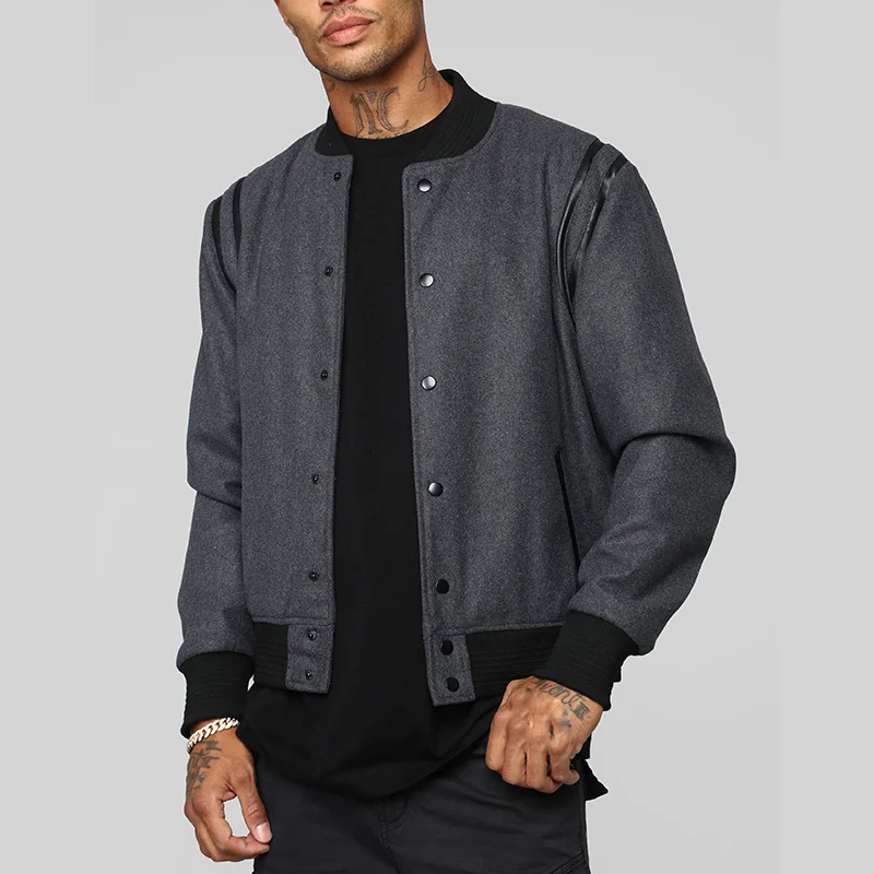 Мужская куртка из натуральной кожи с вышивкой