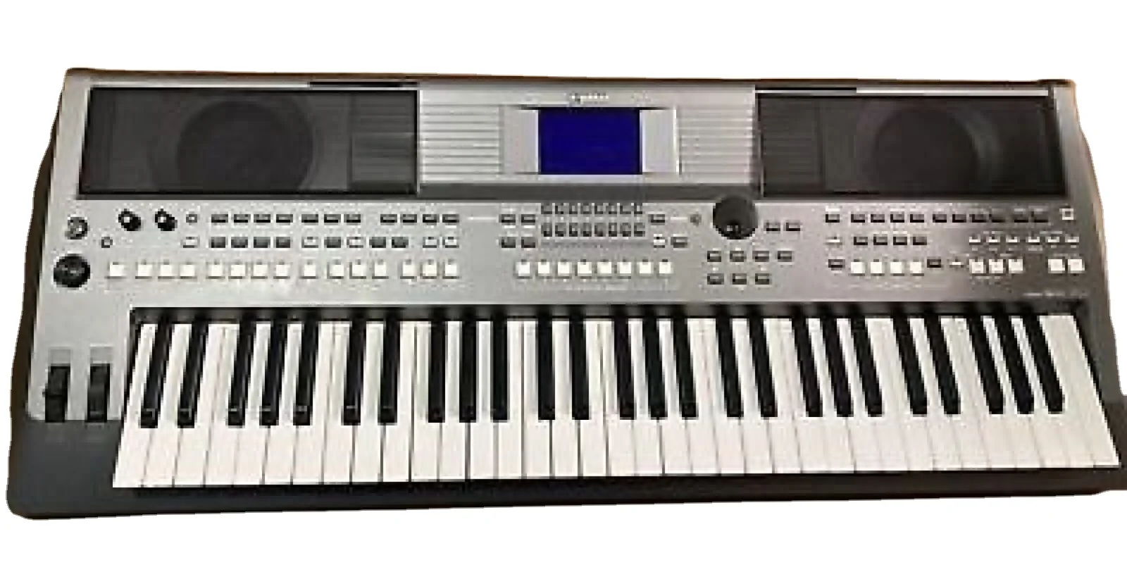 Yamahas PSR S670 Keyboard With Power Pack