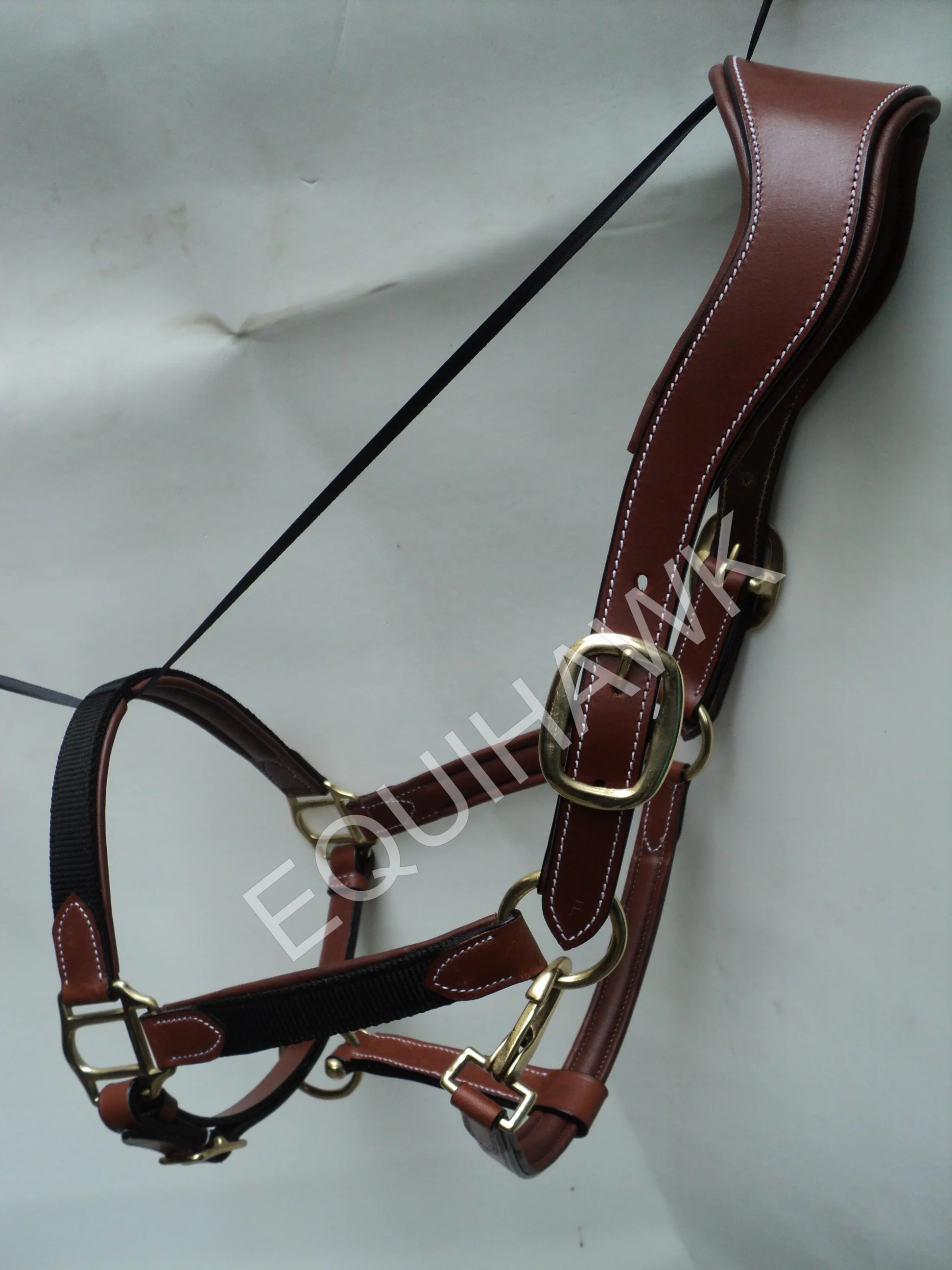 Оптовая продажа от производителя кожаная лямка через шею для лошадей с PMC-дизайном латунный фитинг/анатомическая