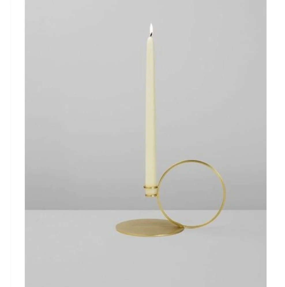 Fashion Metal Candle Stand Wedding Dinner Table Hollow Desktop Living Room Decor Brass Top Selling Large Menorah in Different