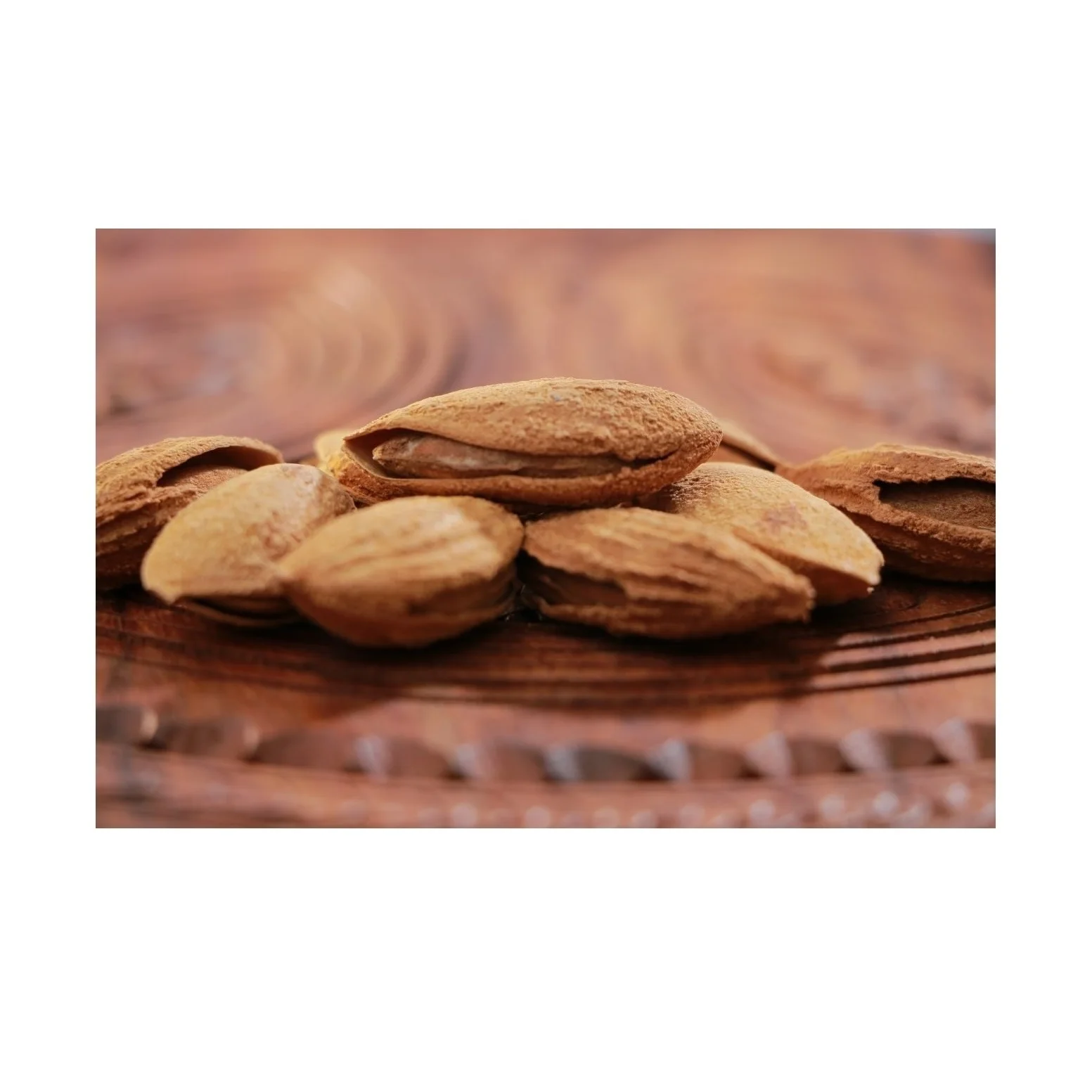 High grade non-GMO natural products from Uzbekistan peeled and trimmed almond kernels almonds nuts in shell for food