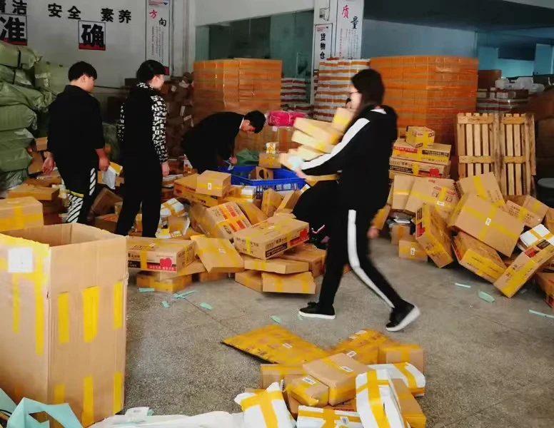 Cheapest freight forwarder from China to Sri Lanka Yiwu 1688 purchasing agent pays low warehousing commission