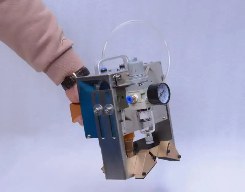 Car VIN Engine Engraving Machine dot peen machine deep depth for Cylinder metal marking machine coding marking gas tank engraver