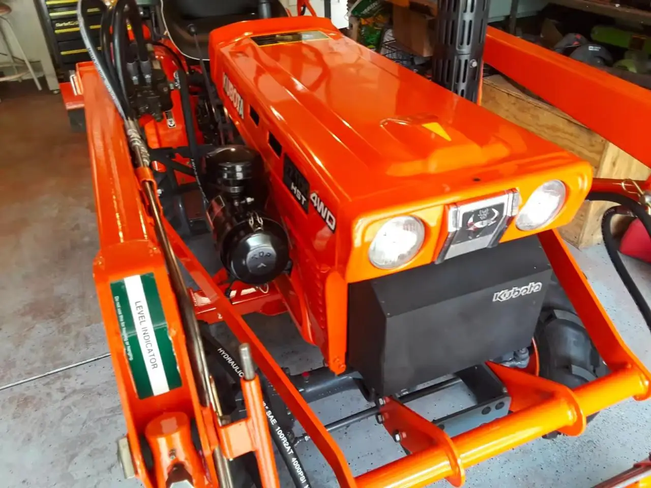 Дешевая цена мощная оригинальная техника 7100 трактор Kubota 4x4 Подержанный с фронтальным погрузчиком продажа