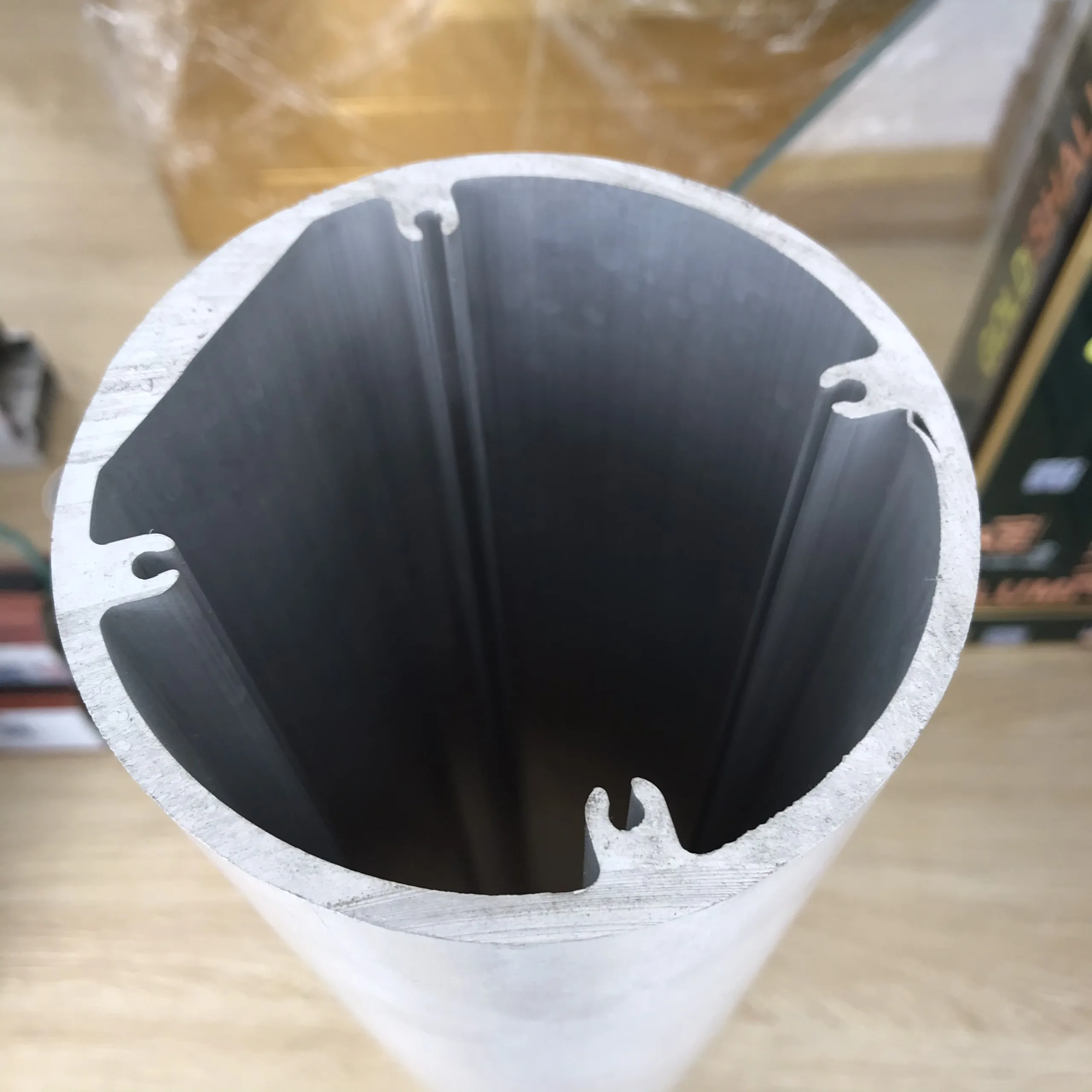 Tube Aluminum Extrusion used for construction and industrial