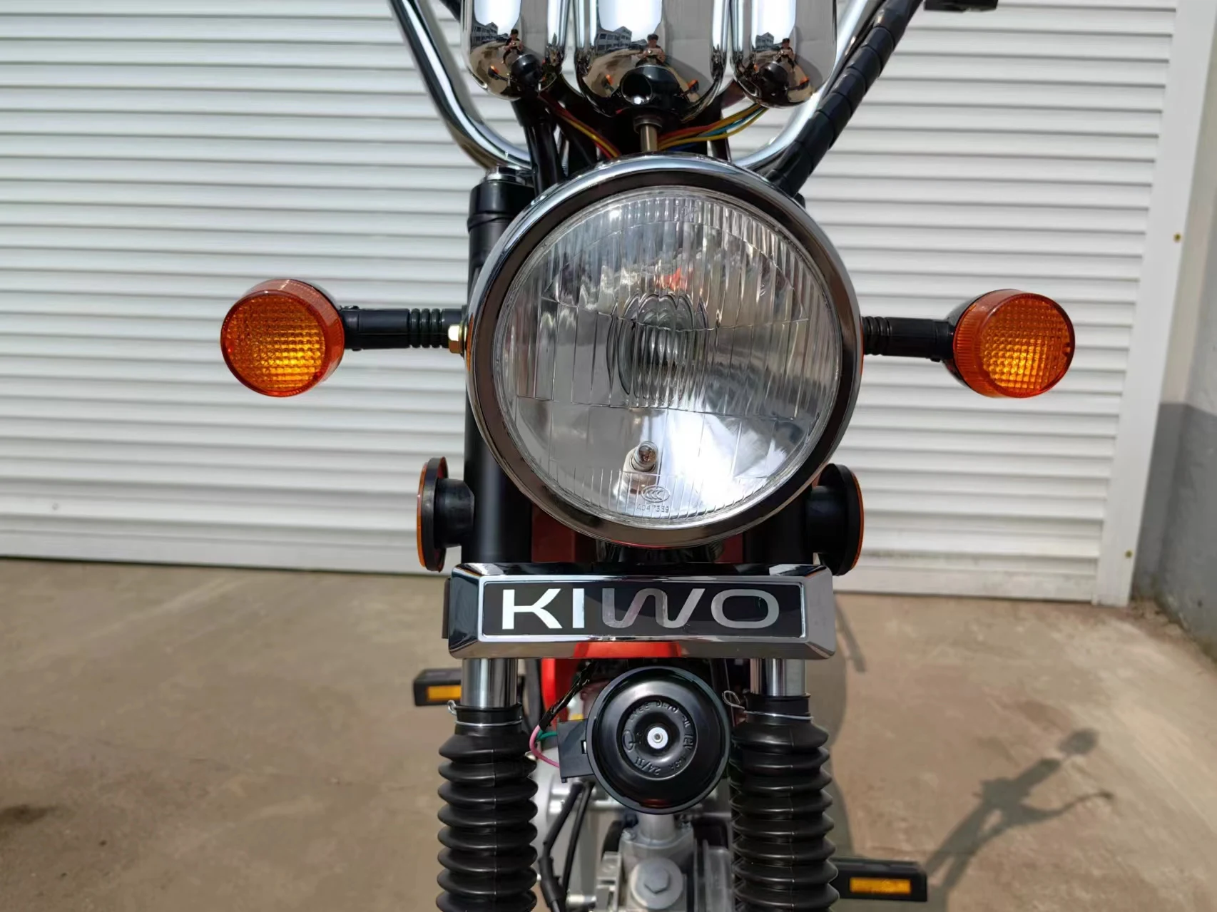 50cc 100cc 4 Stroke 12inch Automatic clutch Mini classic moped motorcycle for sale