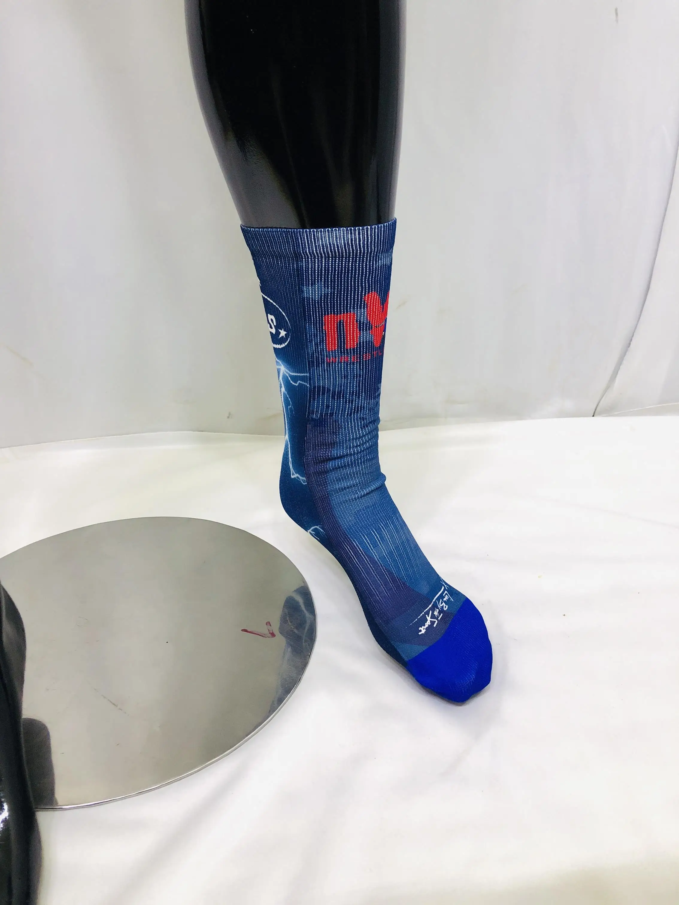 360 Digital Printing Custom Photo Socks Breathable Sustainable Seamless Sublimation Athletic Sports Socks Sports Enthusiasts