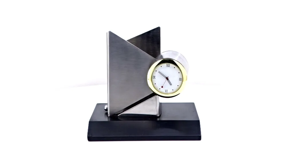 High on Demand Metal Premium Pen Stand With Clock for Birthday Gifting Use Desk Organizer for Export
